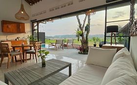 Boutique Villa Jogja Senang